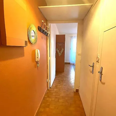 Vue Mer. Calme Et Idéalement Situé *